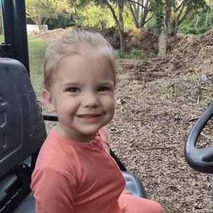 Meet your Posher, Kara